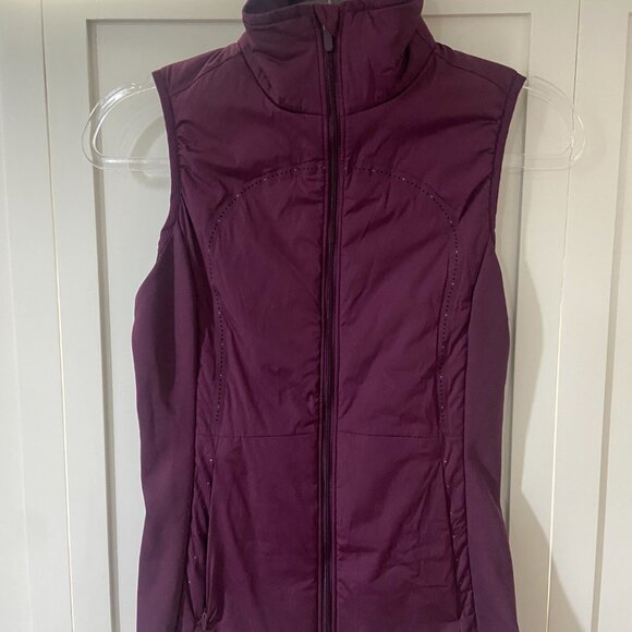Lululemon Run for Cold Vest - Picture 4 of 5